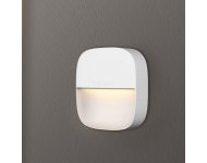 Умный ночник Xiaomi Yeelight Plug-In Night Sensitive (YLYD09YL), белый фото 1