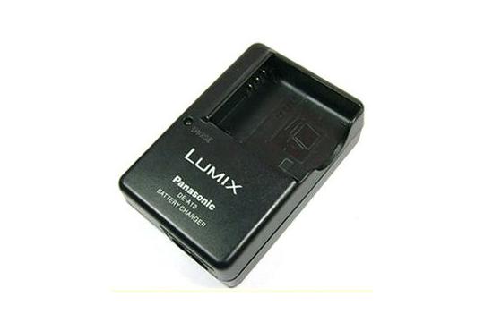 Зарядное устройство Panasonic DE-A12B фото 1