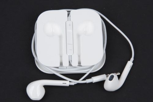 iphone5-box-earpods